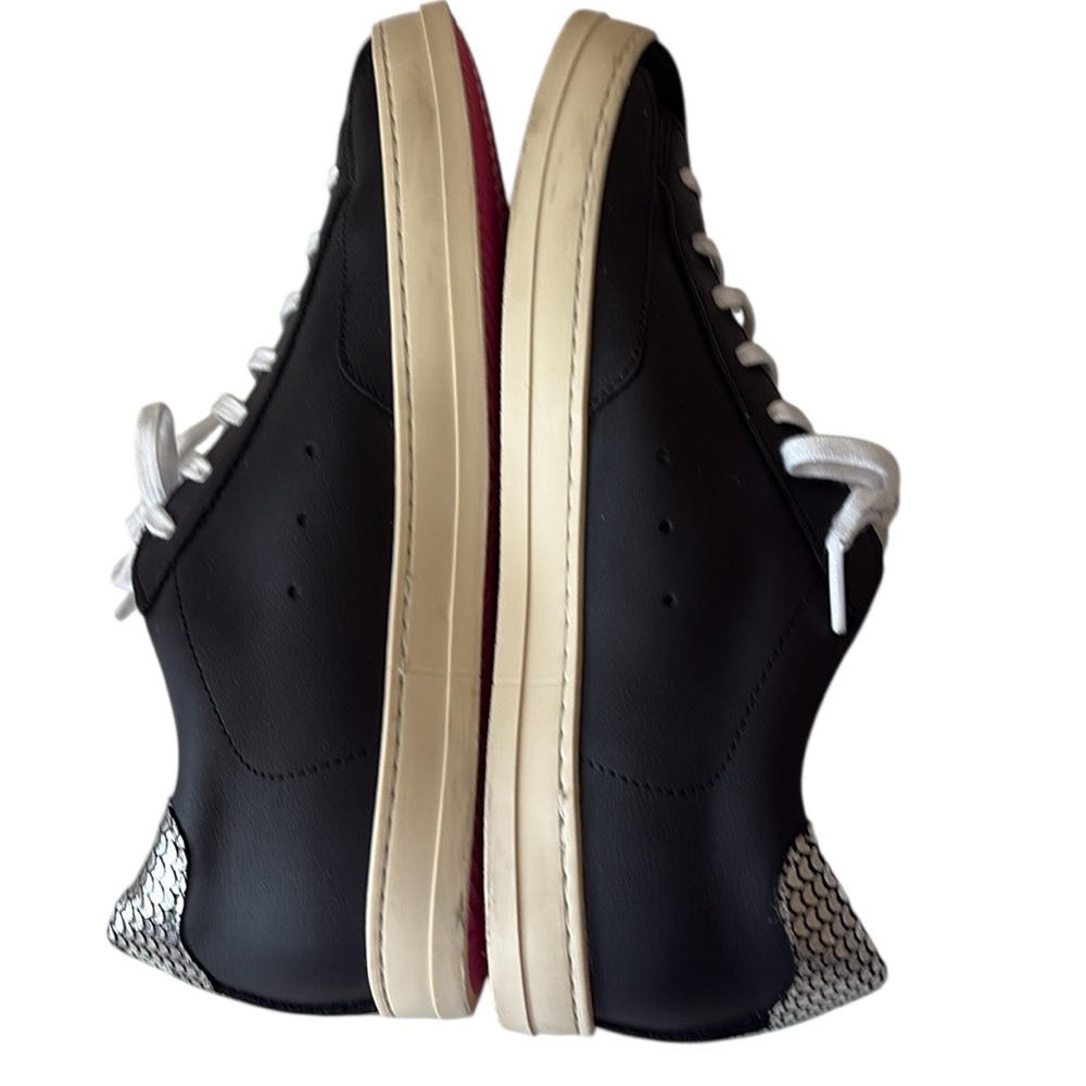 P448 Made in Italy Black Suede with Silver Metallic accent,W42=11.5/12, M=9.5-10 - Picture 6 of 16
